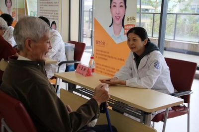 愛滿重陽，情暖人心——民革浙江省委會文化服務團與浙江涌嘉保險經紀公司攜手開展重陽慰老活動